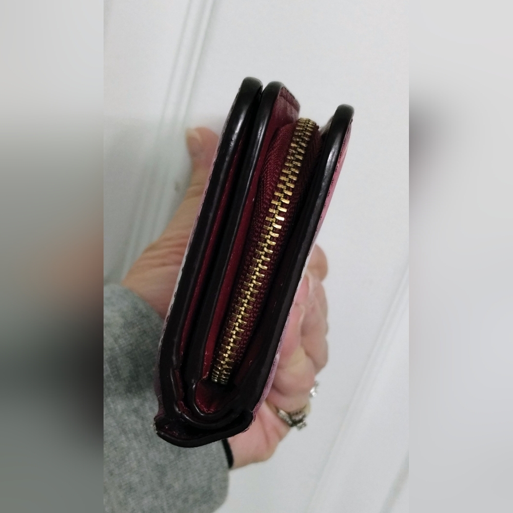 Marc Jacobs Wallet Limited Edition "Hot Lips" Valentine Collection - Picture 12 of 16